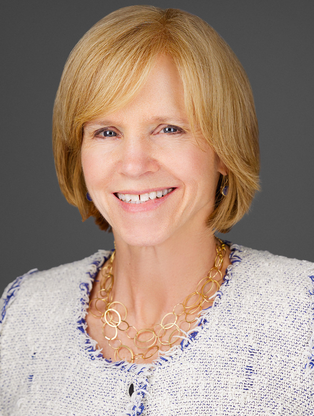 Dr. Elisabeth Reynolds